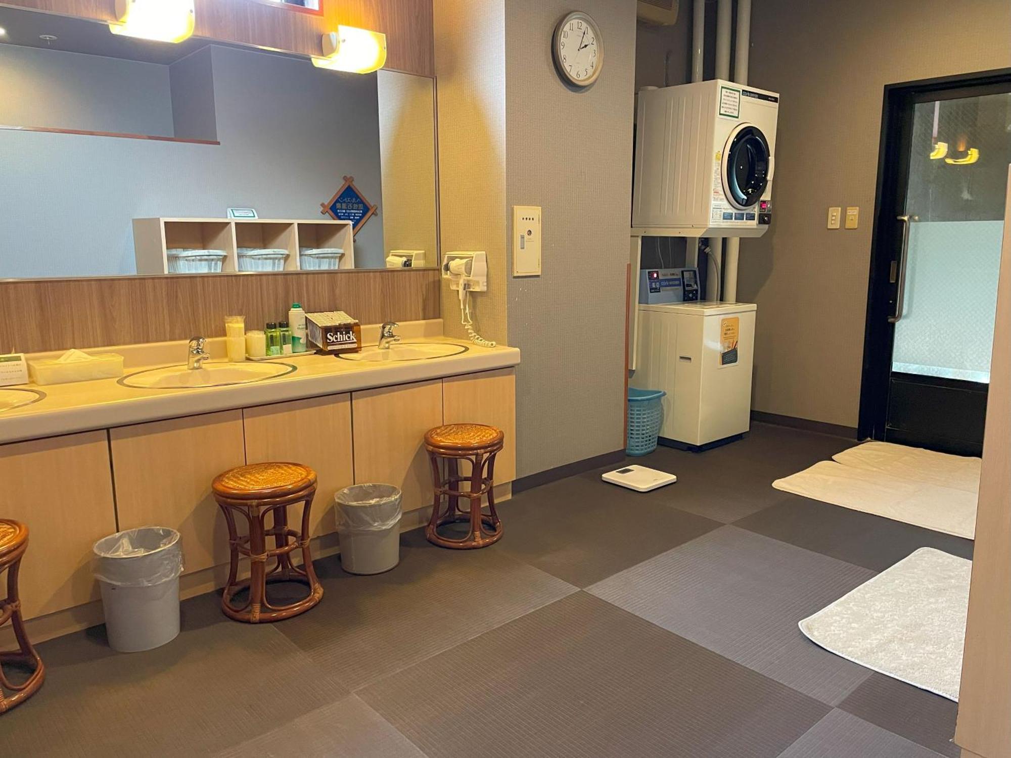 Hotel Route-Inn Akita Tsuchizaki Экстерьер фото