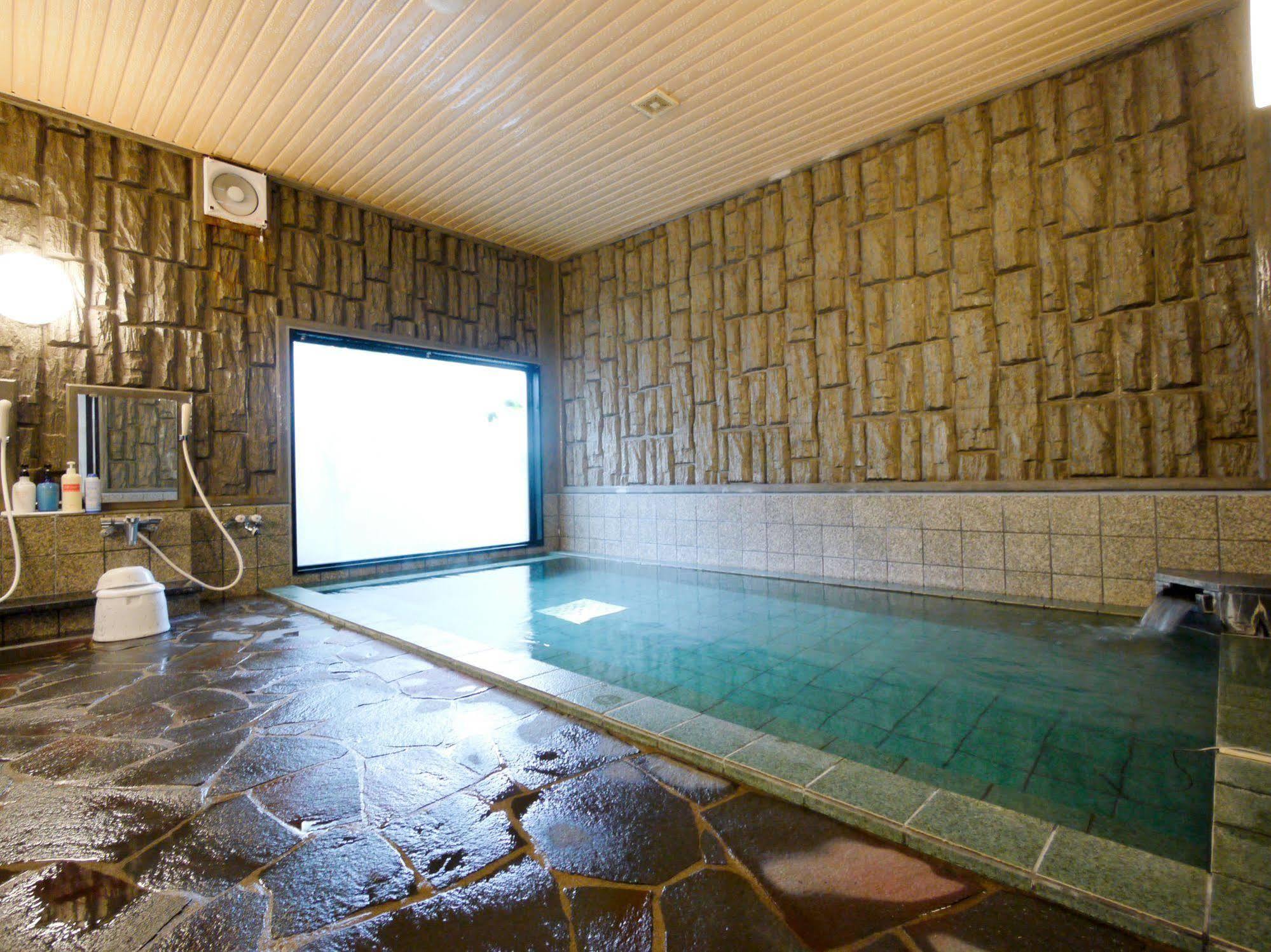 Hotel Route-Inn Akita Tsuchizaki Экстерьер фото